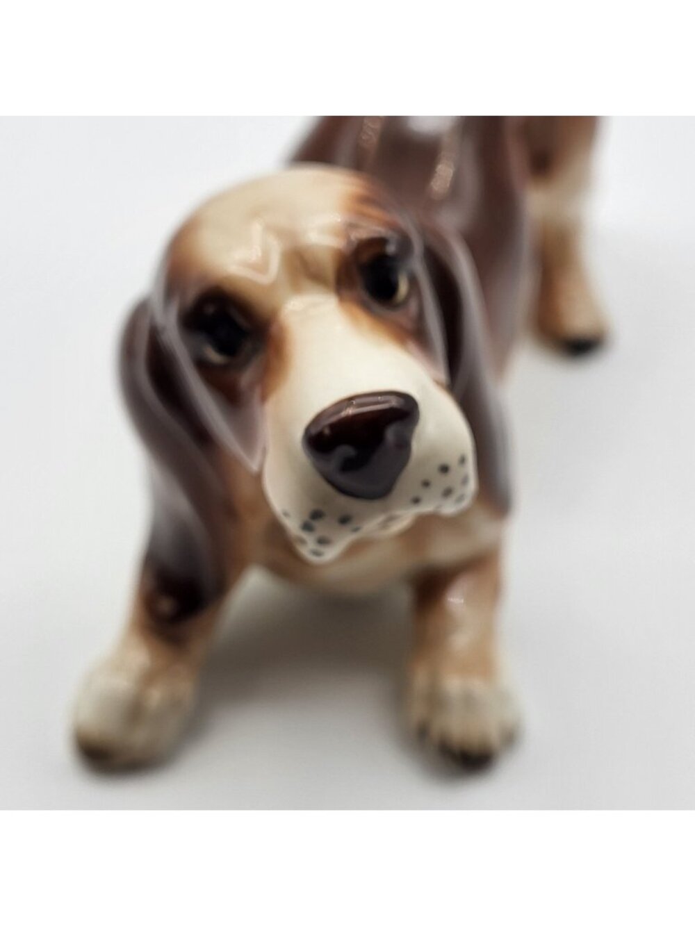 Vintage Hound Dog Figurine Japan MCM Realistic Beagle